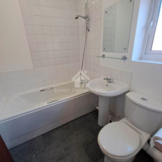 1 Bedroom Property To Rent In The Pines, Worksop, Nottinghamshire, S80