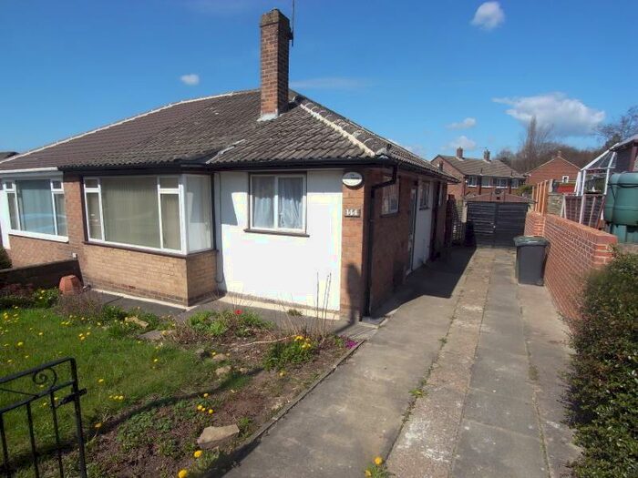 2 Bedroom Bungalow To Rent In Green Lane, Cookridge, Leeds, LS16