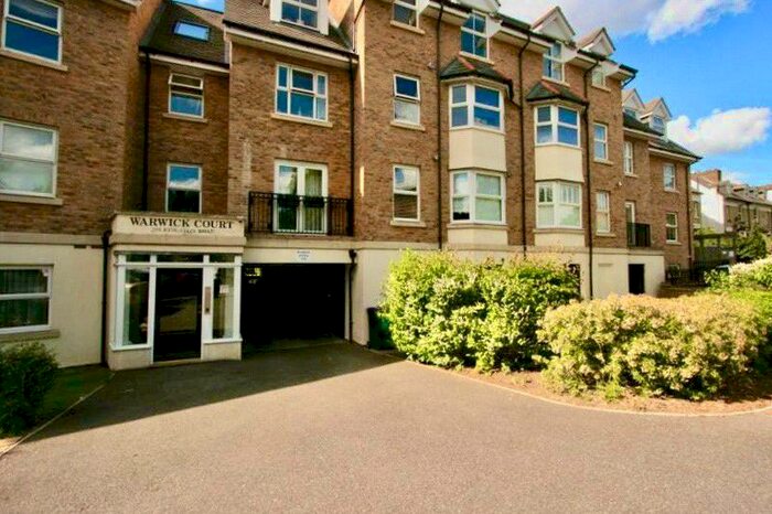 2 Bedroom Flat To Rent In Kingston Road, Wimbledon, London SW19