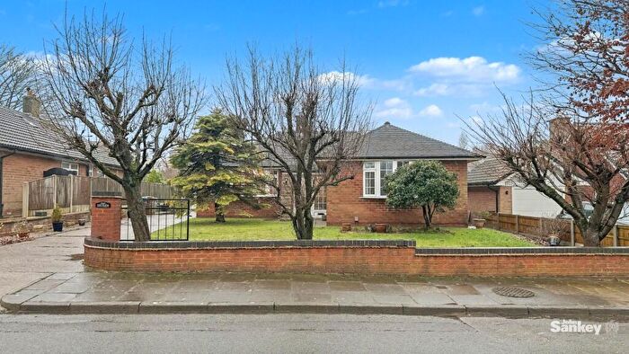 3 Bedroom Detached Bungalow For Sale In Southridge Drive, Mansfield, NG18