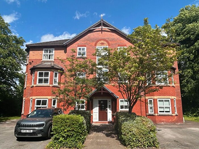 2 Bedroom Flat For Sale In Brigadier Close, Withington, M20