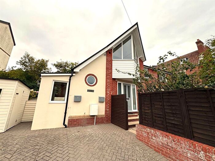 2 Bedroom Property For Sale In Hanover Road, Weymouth, DT4