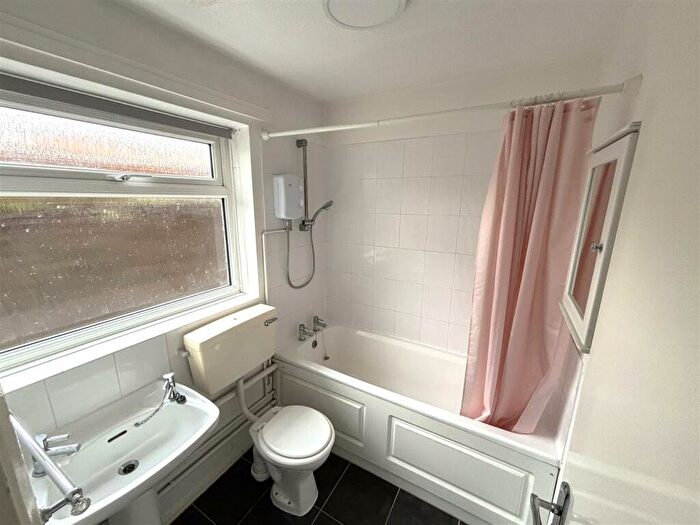 1 Bedroom Maisonette To Rent In Springland Close, Ipswich, IP4