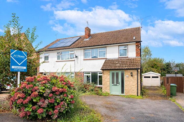 3 Bedroom Semi-Detached House For Sale In Farhalls Crescent, Horsham, RH12