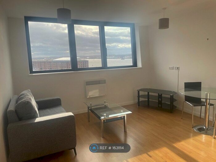 1 Bedroom Flat To Rent In Mann Island, Liverpool, L3