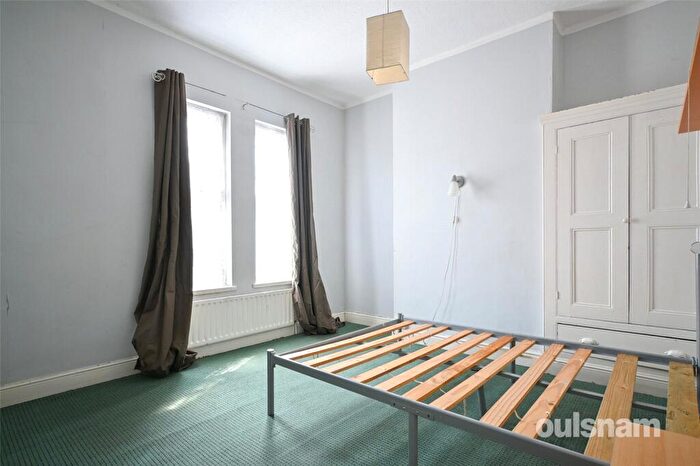 3 Bedroom Terraced House For Sale In Long Hyde Road, Bearwood, West Midlands, B67