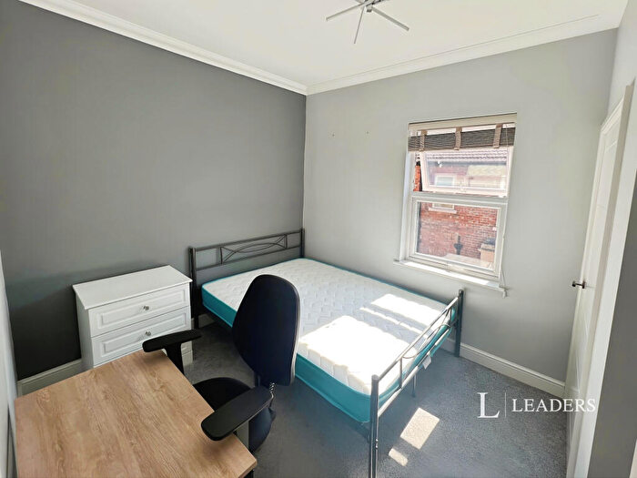 1 Bedroom House To Rent In Lincoln Road, PE1