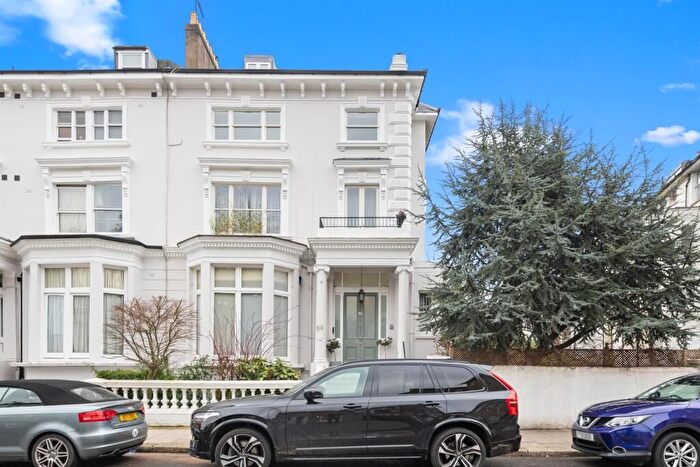 2 Bedroom Property For Sale In Belsize Park, Belsize Park, NW3