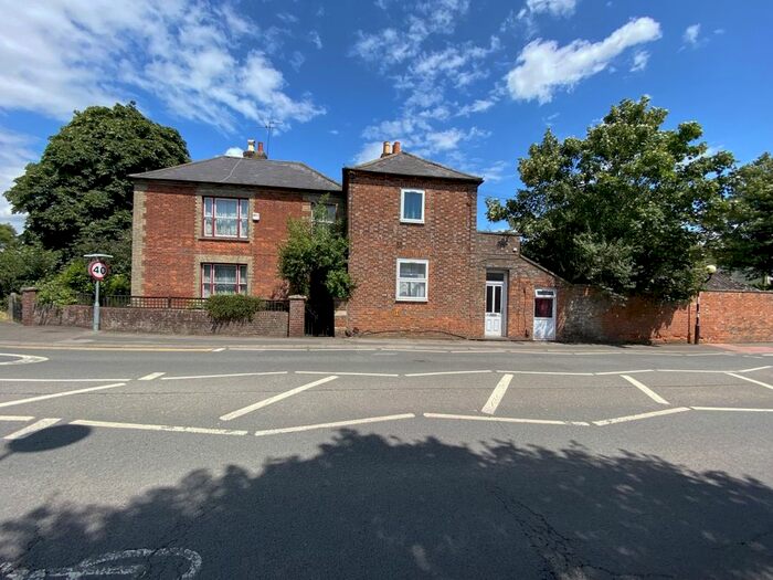 1 Bedroom Studio To Rent In Oxford Road, Newbury, RG14