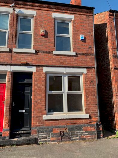 4 Bedroom Terraced House To Rent In Lois Avenue, Nottingham, NG7