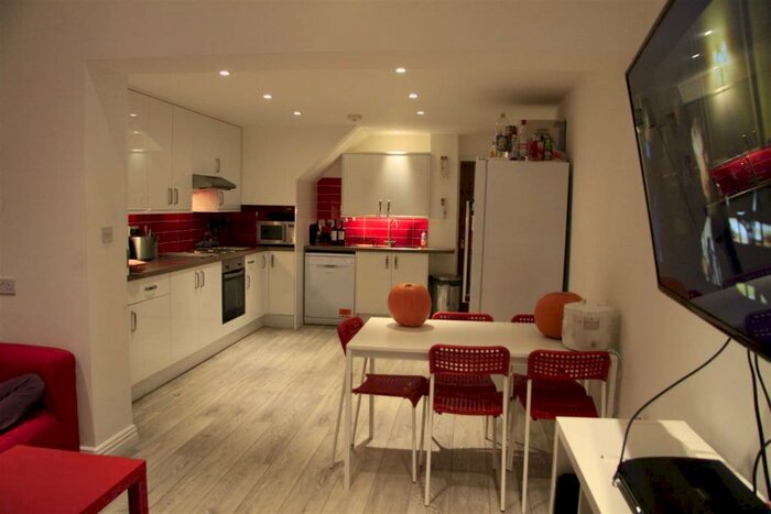 5 Bedroom Terraced House To Rent In A Exeter Road, Selly Oak, Birmingham, B29