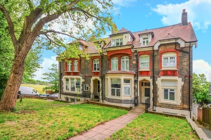 Studio To Rent In Mount View Road, Crouch End, London, N4