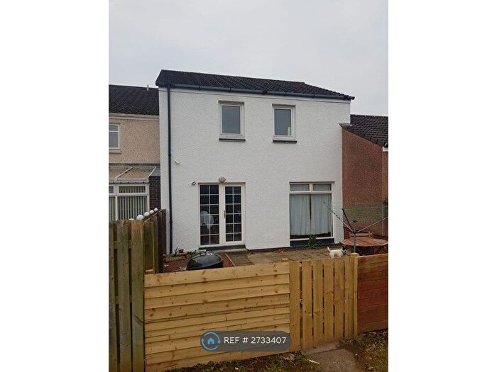 3 Bedroom End Of Terrace House To Rent In Fintry Place, Bourtreehill South, Irvine, KA11
