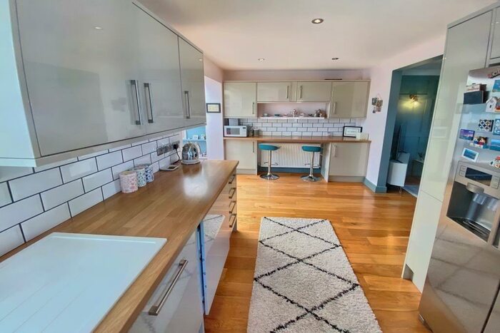 3 Bedroom Semi-Detached House For Sale In Beaumaris Close, Allesley Green, Coventry, CV5