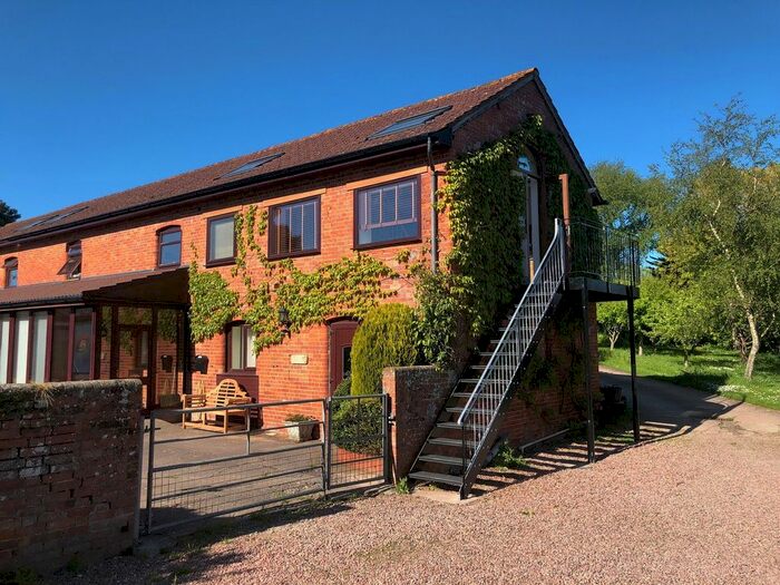 1 Bedroom Flat To Rent In Cutteridge Lane, Whitestone, Exeter, Devon, EX4