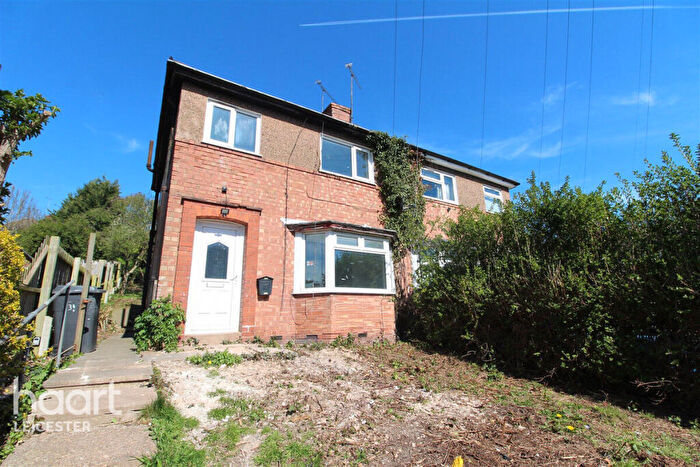 3 Bedroom Semi Detached House To Rent In Astill Drive, Leicester, LE4