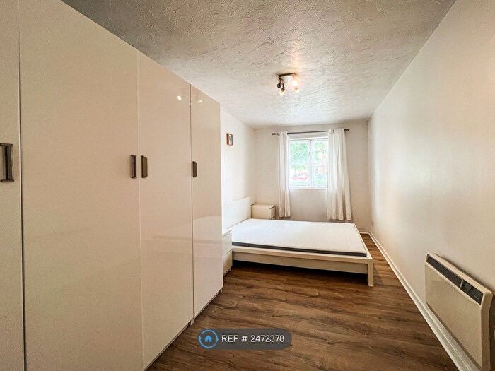 1 Bedroom Flat To Rent In Renoir Court, London, SE16