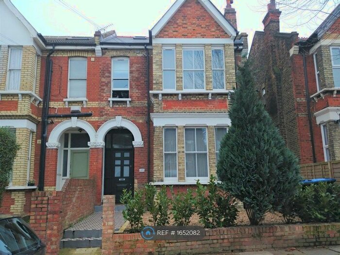 2 Bedroom Flat To Rent In Greenhill Road, London, NW10