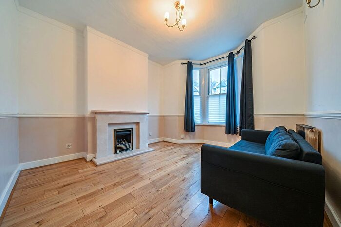 1 Bedroom Flat To Rent In Gosterwood Street, London, SE8