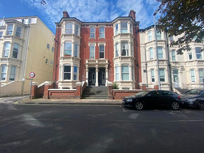 1 Bedroom Flat For Sale In Clarendon Road, Southsea, Portsmouth, PO4