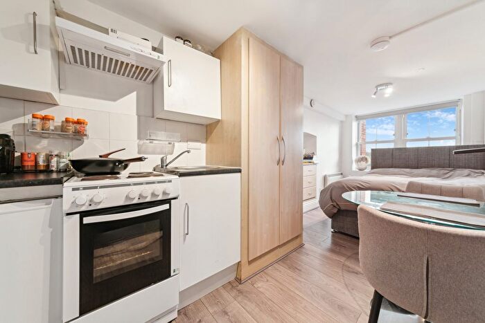 Studio To Rent In Shillington Old School, Este Road, SW11