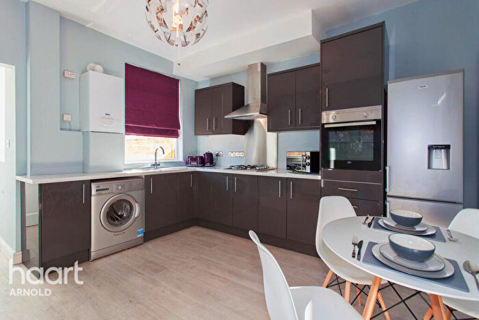 3 Bedroom Terraced House For Sale In Sherbrooke Road, Carrington, NG5