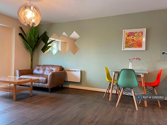 2 Bedroom Flat To Rent In Springmeadow Road, Birmingham, B15