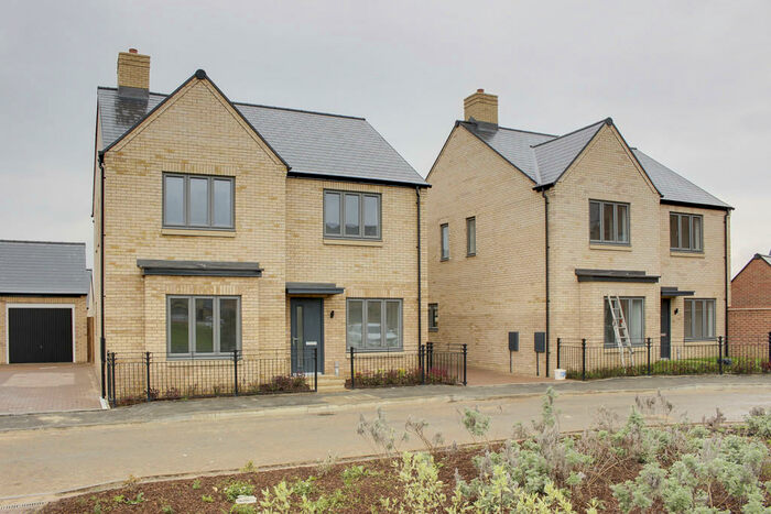 4 Bedroom Detached House To Rent In Ailwyn Road, St Neots, PE19