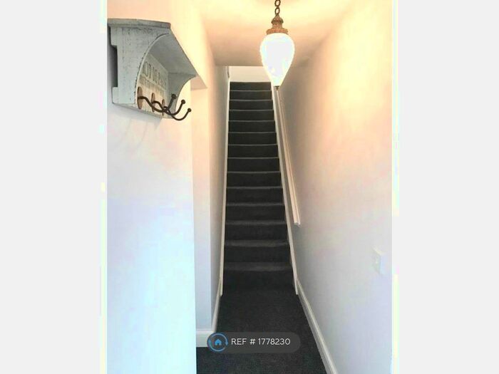 Studio To Rent In Thornden, Cowfold, RH13