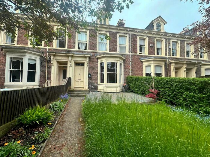 6 Bedroom Terraced House To Rent In Thornhill Terrace, Sunderland, SR2