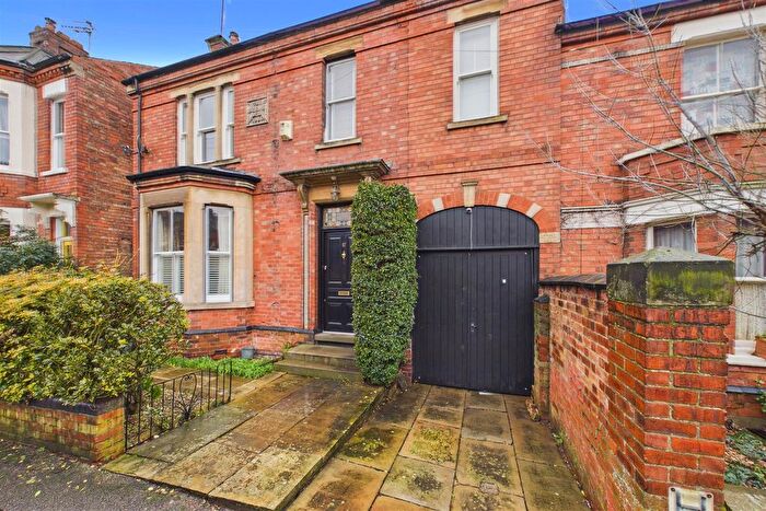 5 Bedroom Property For Sale In Wellington Road, Newark, NG24