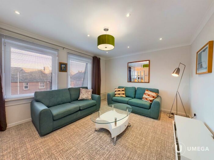 3 Bedroom Flat To Rent In Dalrymple Loan, Musselburgh, East Lothian, EH21