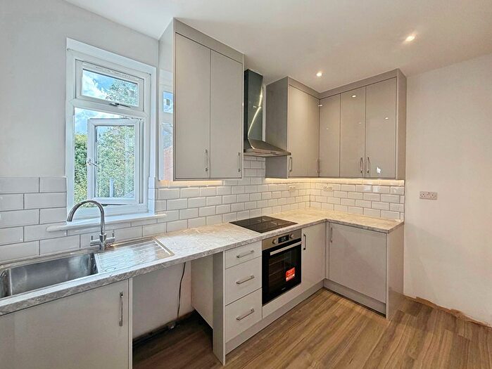 2 Bedroom Semi-Detached House To Rent In Cove Road, Farnborough, Hampshire, GU14