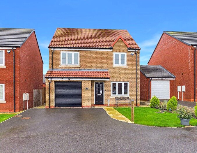 4 Bedroom Detached House For Sale In Bilberry Avenue, Middle Deepdale, Scarborough, YO11