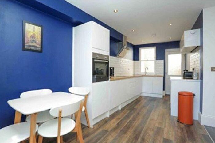 2 Bedroom Flat To Rent In High Street, Margate, CT9