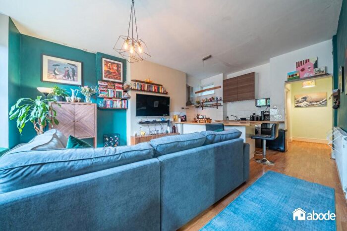 2 Bedroom Apartment For Sale In Greenheys Road, Sefton Park, Liverpool, L8