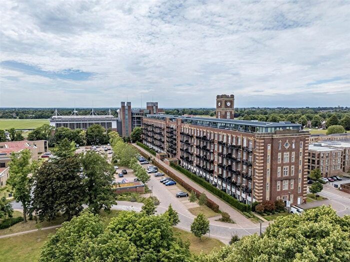 2 Bedroom Flat For Sale In The Residence, Bishopthorpe Road, York, YO23