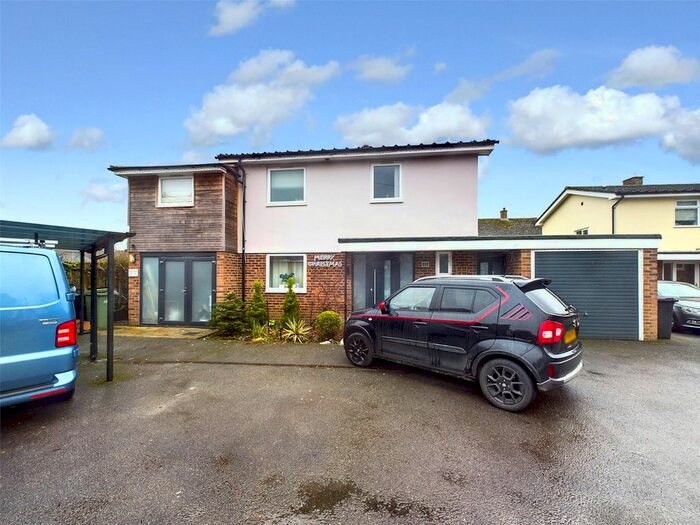 4 Bedroom Detached House To Rent In Oakley Road, Chinnor, Oxfordshire, OX39