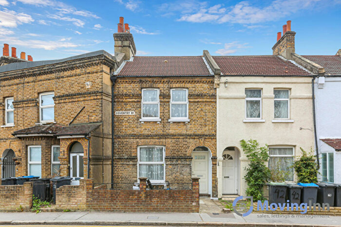4 Bedroom End Of Terrace House To Rent In Coventry Road, South Norwood, SE25