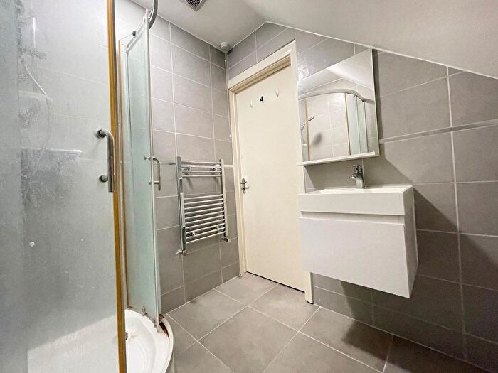 1 Bedroom Studio To Rent In Canterbury Road, Watford, WD17