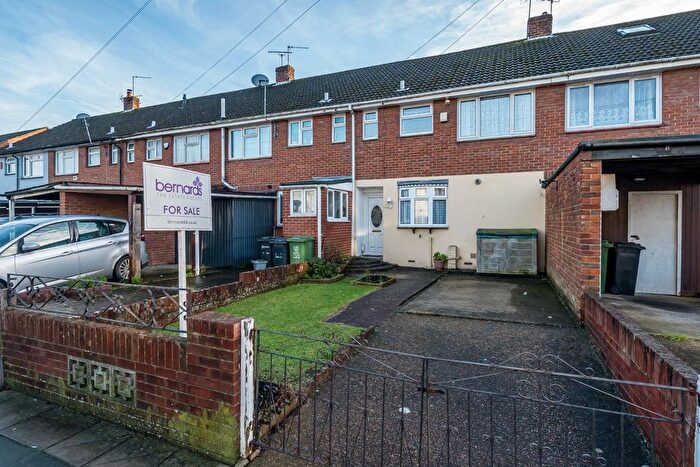 3 Bedroom Property For Sale In Powerscourt Road, Portsmouth, PO2