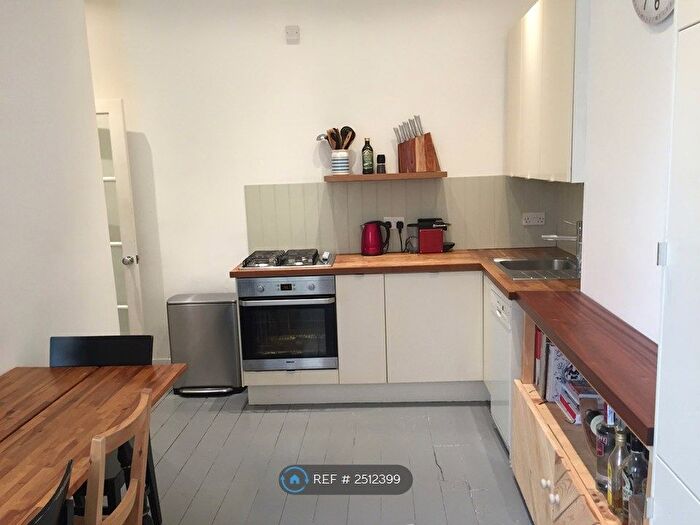 1 Bedroom Flat To Rent In Kendoa Road, London, SW4