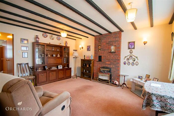 2 Bedroom Detached Bungalow For Sale In Hawthorn Close, Ampthill, MK45