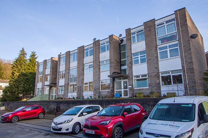2 Bedroom Flat To Rent In Bridge Street, Penarth, CF64