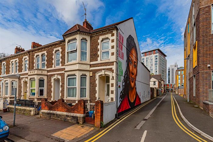 4 Bedroom End Terrace House For Sale In Moira Terrace, Adamsdown, Cardiff, CF24