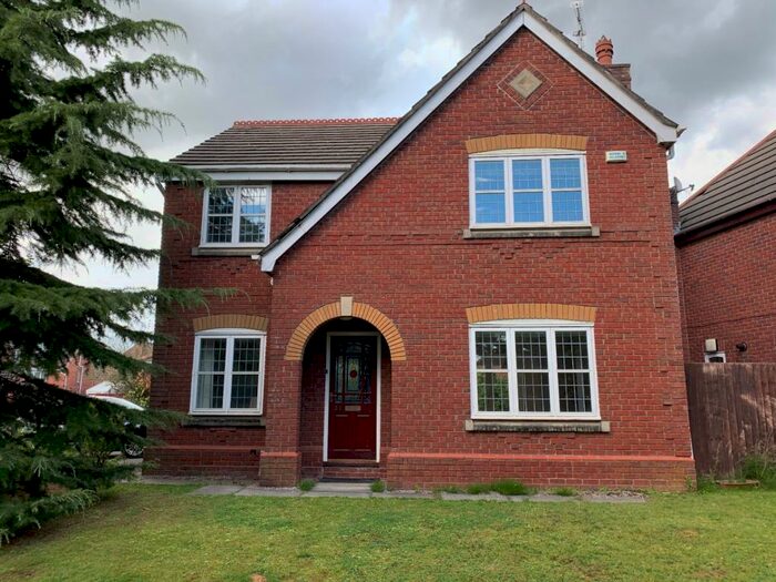 4 Bedroom Detached House To Rent In Blenheim Drive, Prescot, L34