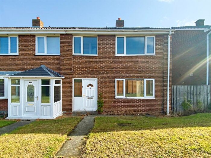 3 Bedroom Property To Rent In Alwyn Close, Houghton Le Spring, DH4