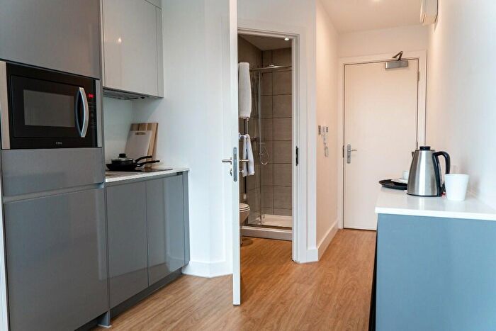 Studio To Rent In Westpoint, Chester Road, Manchester, Greater Manchester, M16