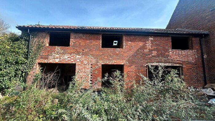 3 Bedroom Cottage For Sale In The Street, Old Costessey, NR8