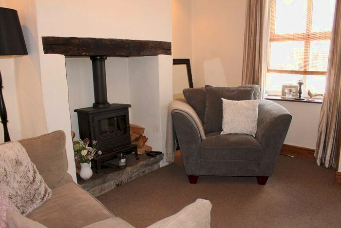 2 Bedroom Cottage To Rent In Market Place, Edenfield, Ramsbottom, Bury, BL0
